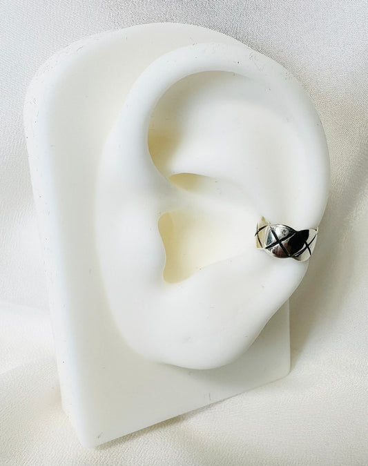 עגיל דמוי אליקס זירקונים- כסף 925