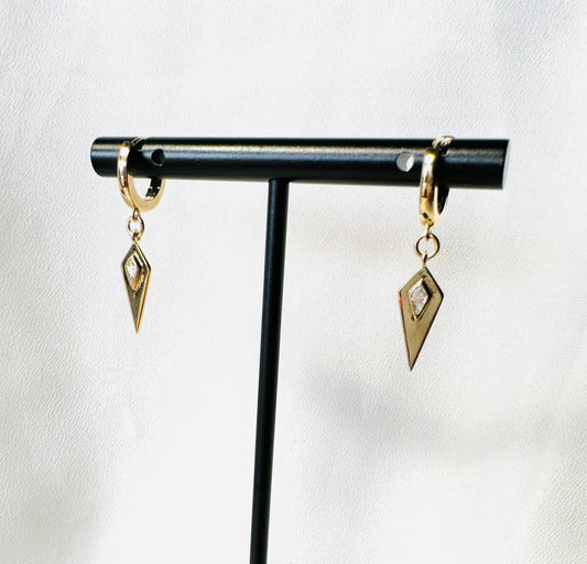 עגילי ענבר -זהב 2 מיקרון